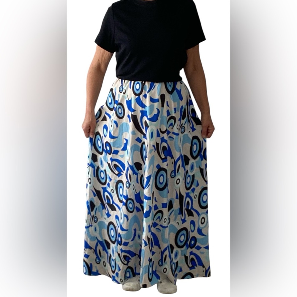 Abstract Blue Patterned Women's Skirt EUC Size 3XL fits L/XL 65% cotton